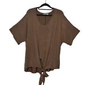 Zenana Outfitters Brown V-Neck Tie-Front Tee